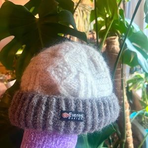 Everest Designs • Wool Knit Cream & Grey Short Fleece Lined Beanie